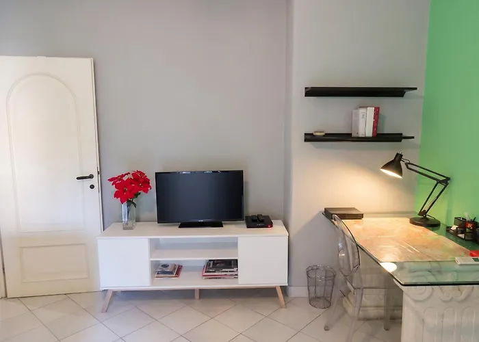 Charming 5 Km From The Colosseum In - Balcony Apartment *