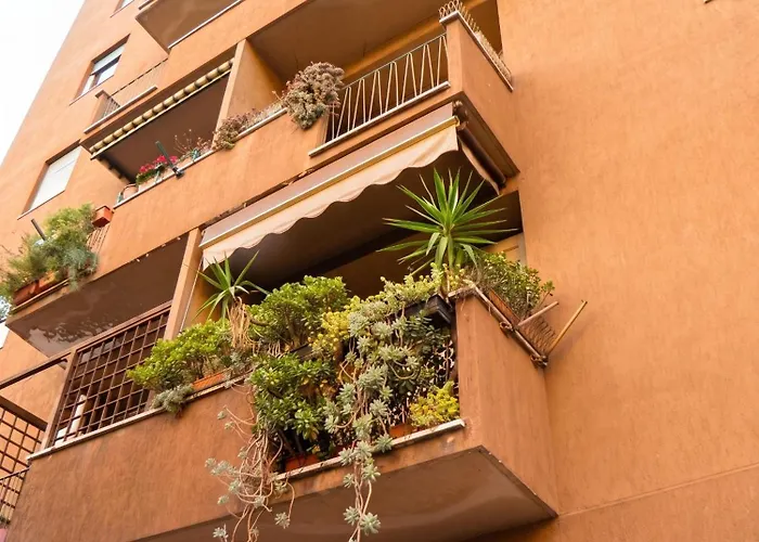 Charming 5 Km From The Colosseum In - Balcony Apartment *